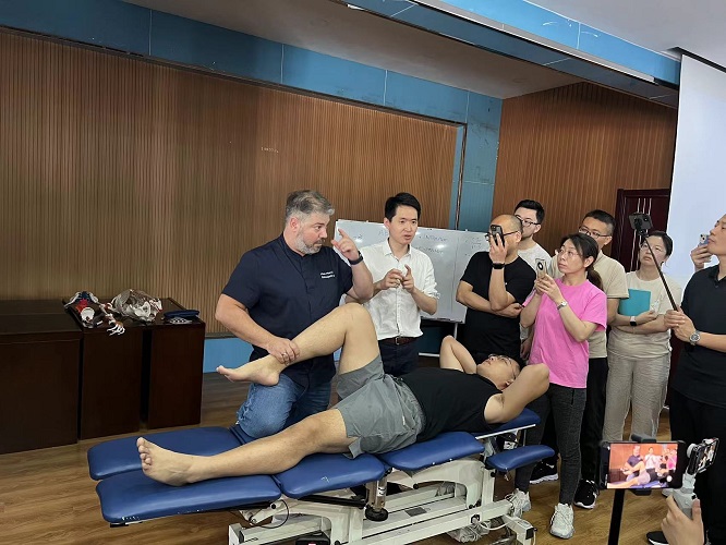 上下肢整骨技術(shù)調(diào)整培訓(xùn)班閉幕！